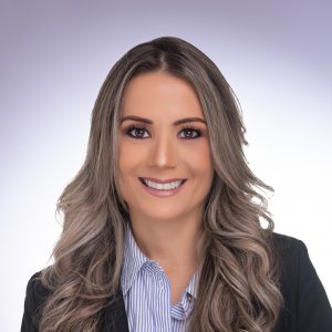 Abg. Claudia Cedeño Machuca, Mgtr.