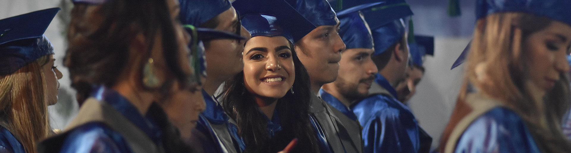 graduacion-grado-alumni-03