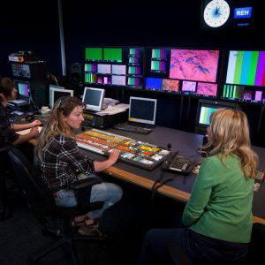 academia-grado-mkt-audiovisual