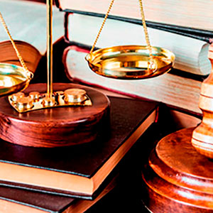 carrera universitaria de derecho en ecuador