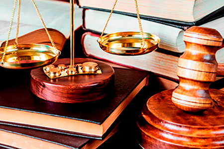 carrera universitaria de derecho en ecuador